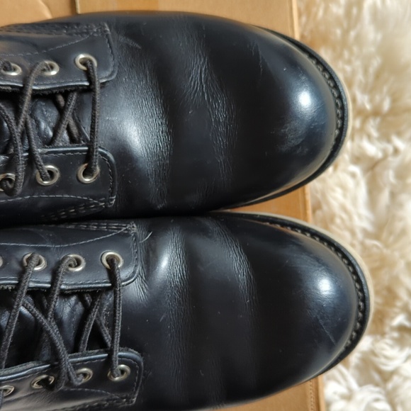 Red Wing 8165 Round Toe Heritage Boots - Picture 9 of 16
